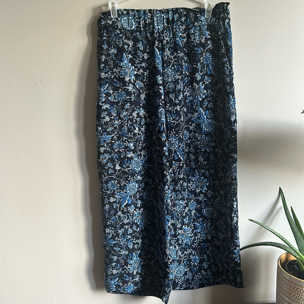 Flowy pants
